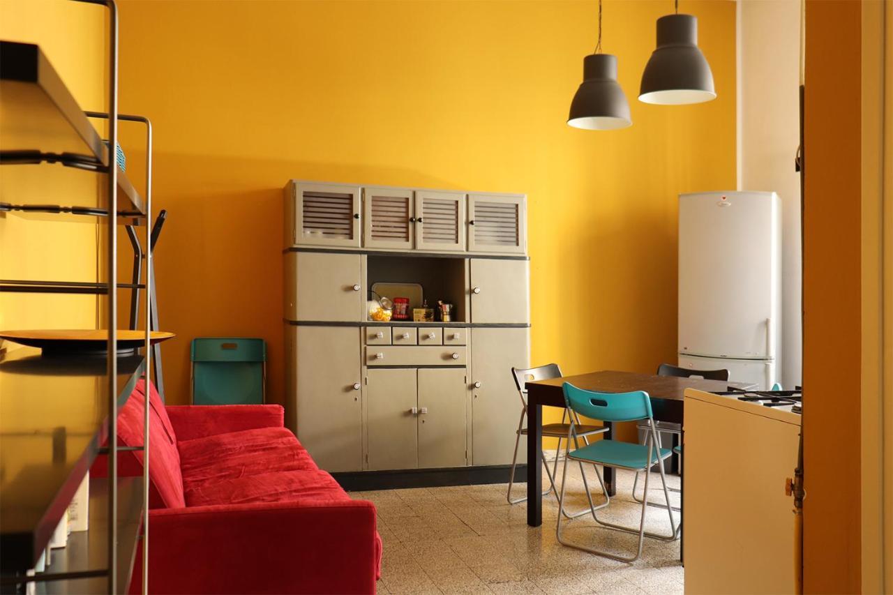 Isola Centro Bilocale Su 2 Livelli Free Wi-Fi Apartment Milan Bagian luar foto
