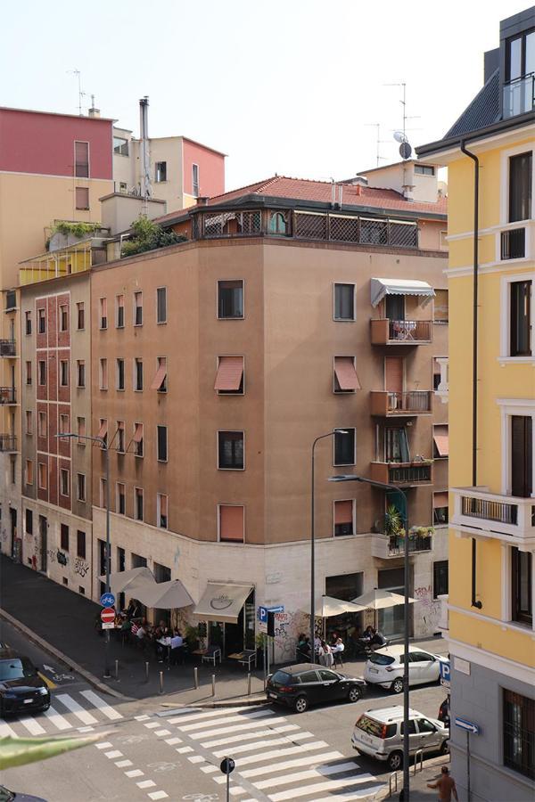 Isola Centro Bilocale Su 2 Livelli Free Wi-Fi Apartment Milan Bagian luar foto