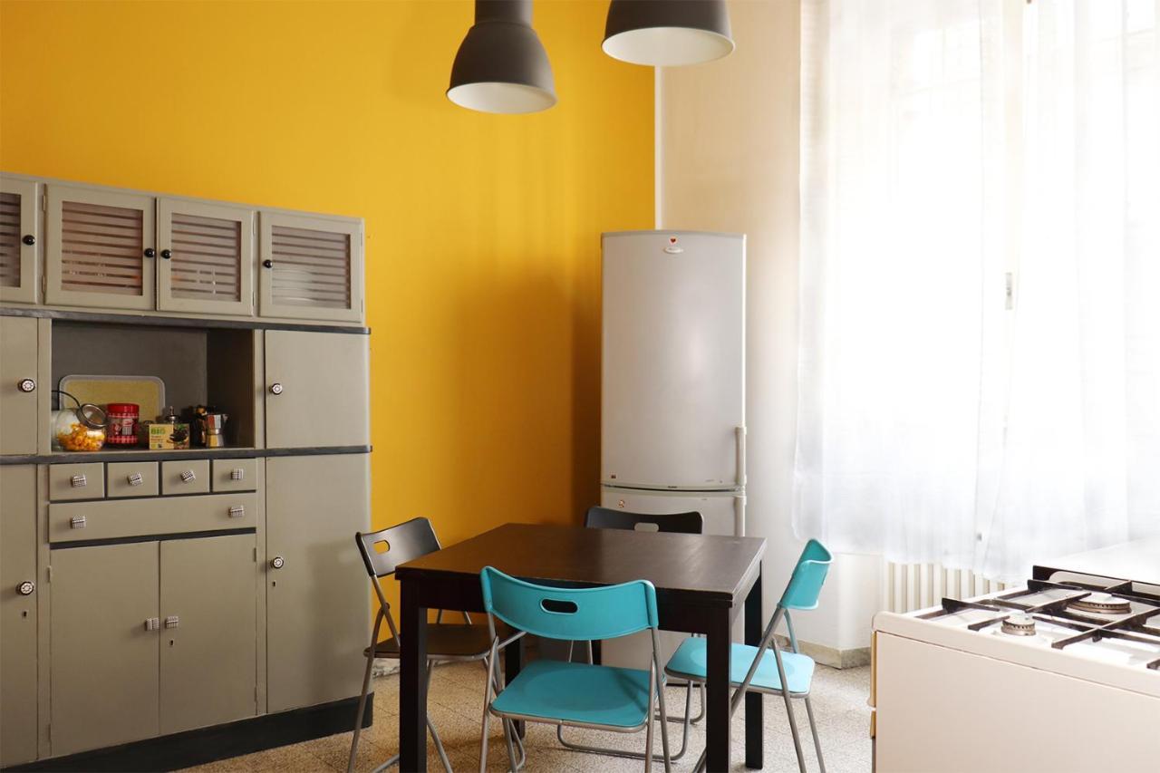 Isola Centro Bilocale Su 2 Livelli Free Wi-Fi Apartment Milan Bagian luar foto