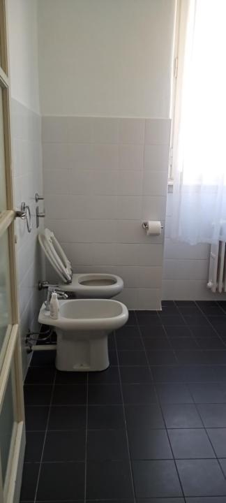 Isola Centro Bilocale Su 2 Livelli Free Wi-Fi Apartment Milan Bagian luar foto